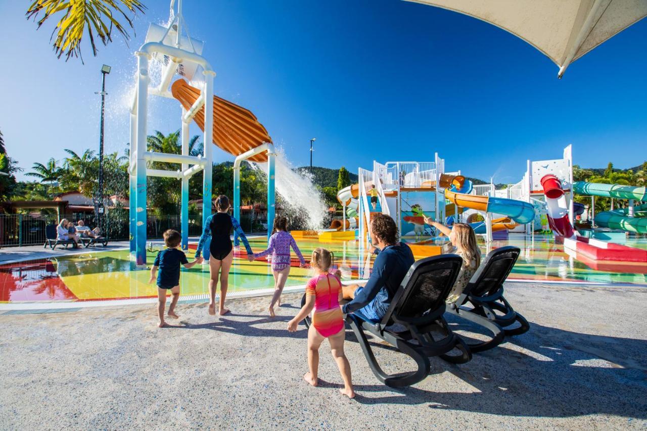 Big4 Adventure Whitsunday Resort Airlie Beach Exteriör bild