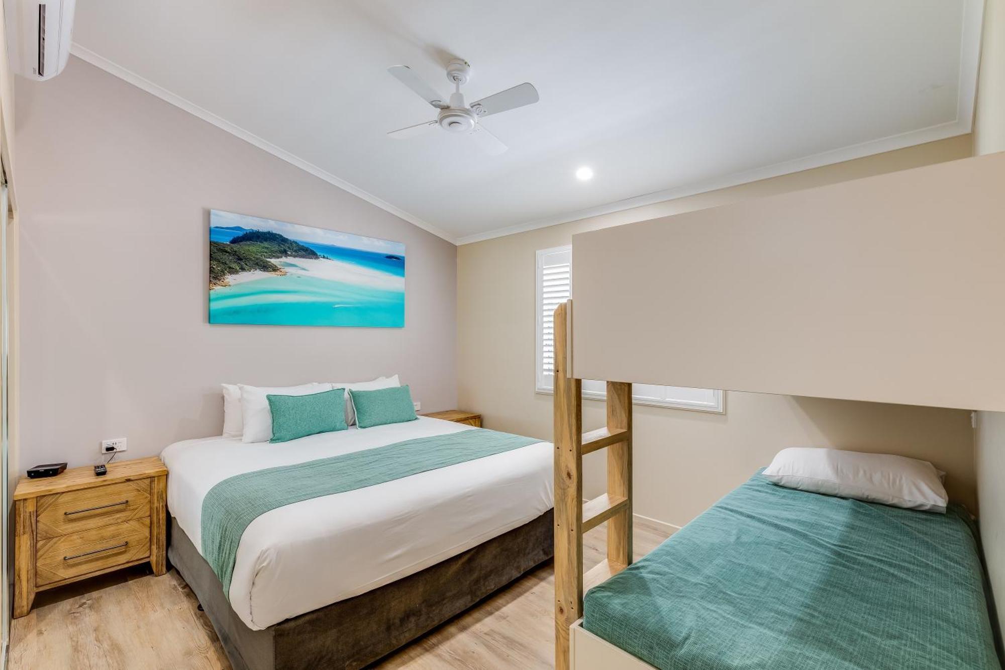 Big4 Adventure Whitsunday Resort Airlie Beach Exteriör bild